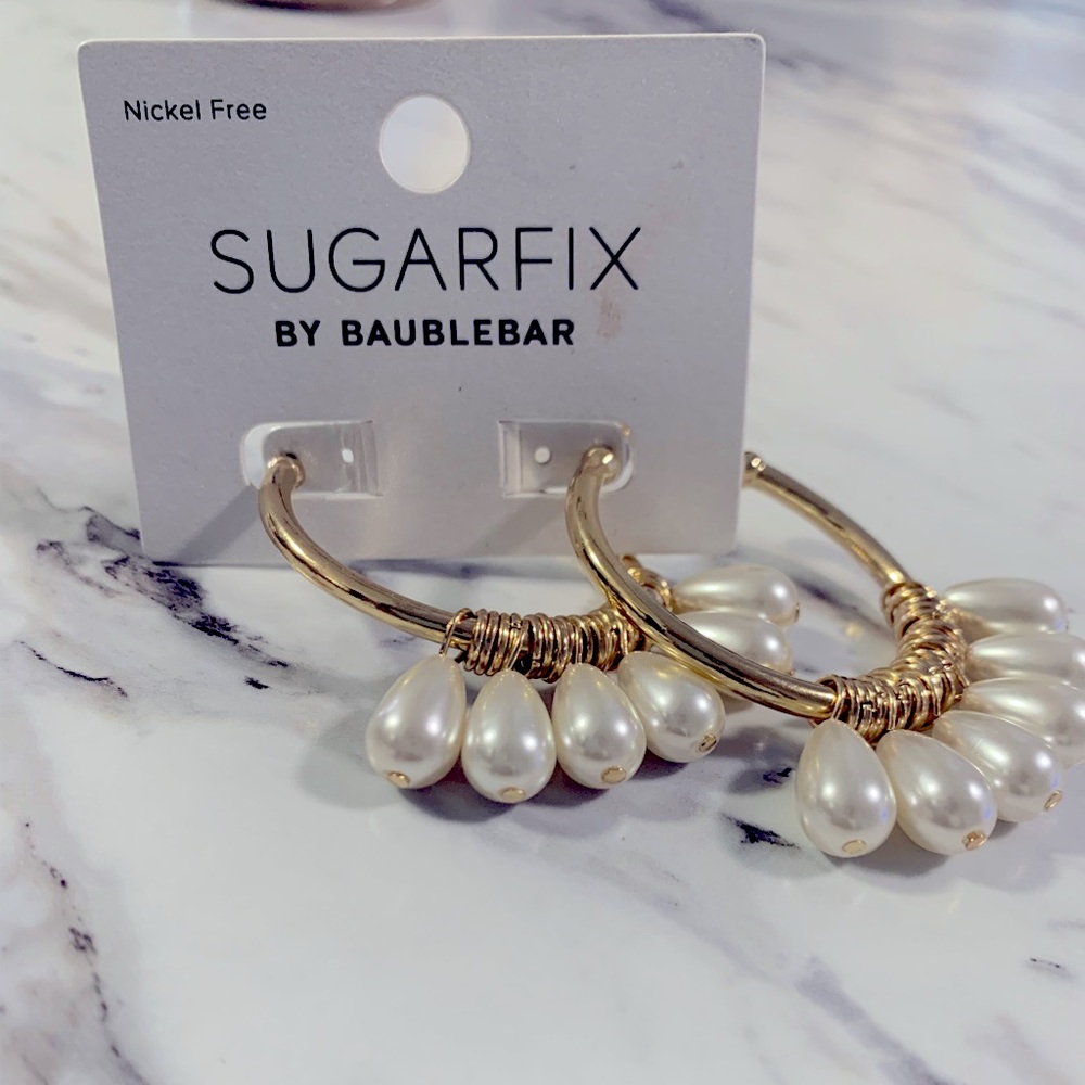 Gold Pearl Earrings
